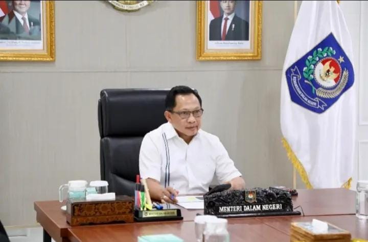 Pasca Erupsi Gunung Anak Krakatau, Mendagri Imbau Pemda Terdampak Tingkatkan Kewaspadaan