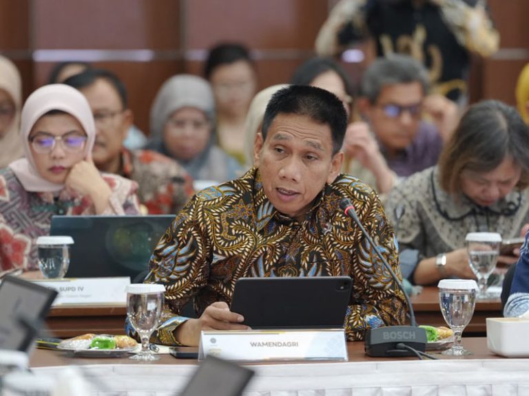 Sorotan: Kemendagri Dukung Penguatan Pelindungan Ketenagakerjaan – Begini Penjelasannya